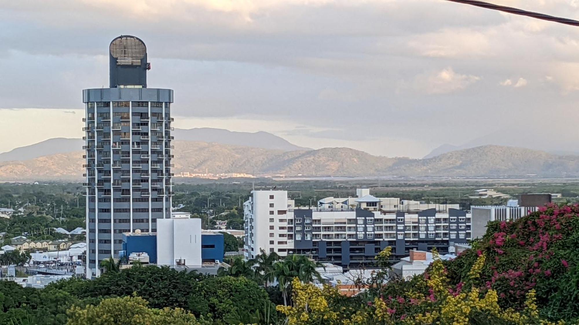 Classic Queenslander Suite Таунсвіль Екстер'єр фото